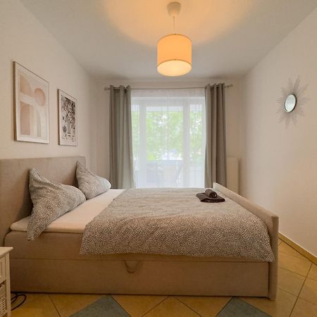 110Qm - 4 Zimmer - Privat Parkplatz - Zentral - Balkon - Mallibase Apartments Kassel Dış mekan fotoğraf