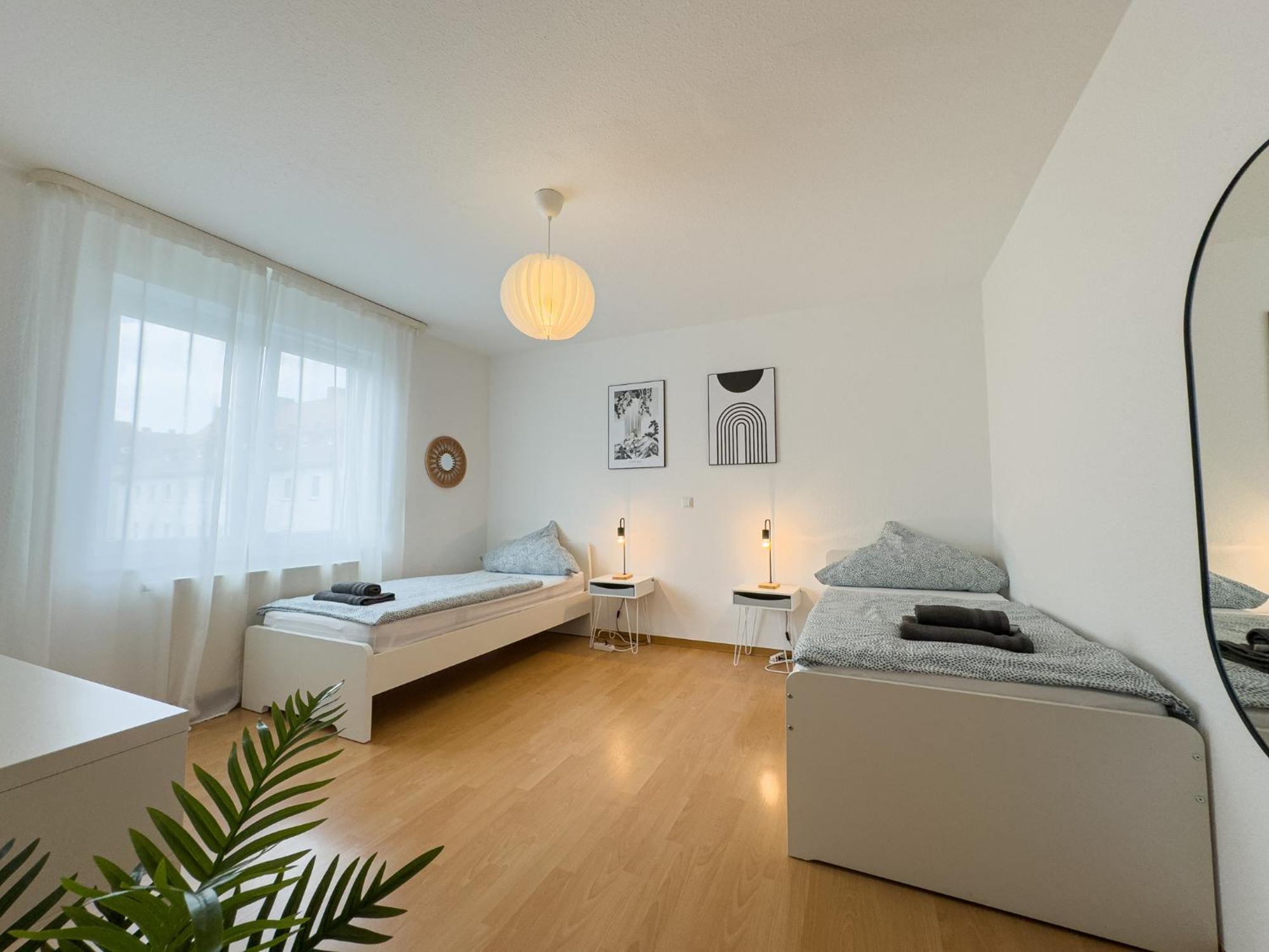 110Qm - 4 Zimmer - Privat Parkplatz - Zentral - Balkon - Mallibase Apartments Kassel Dış mekan fotoğraf