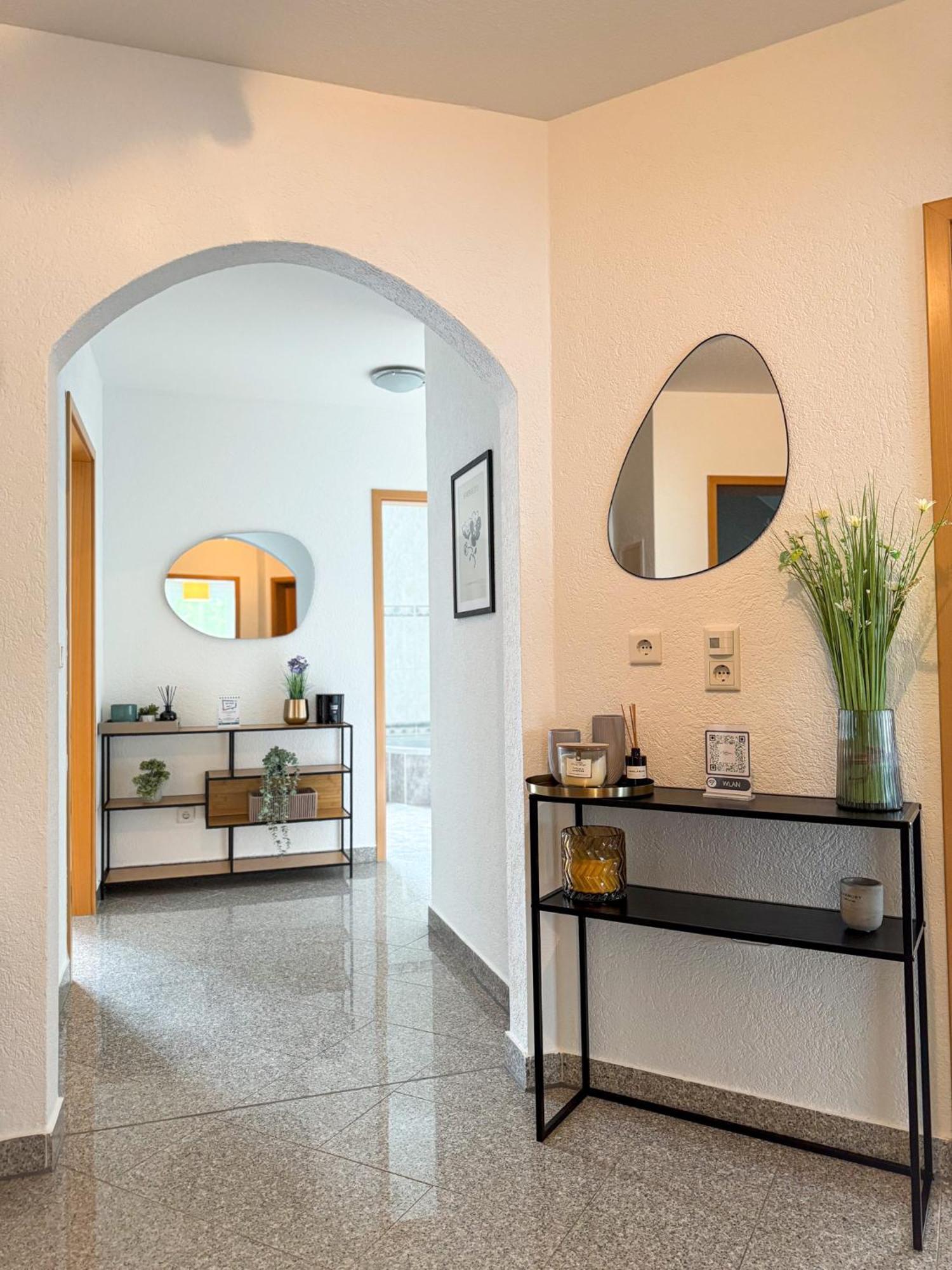 110Qm - 4 Zimmer - Privat Parkplatz - Zentral - Balkon - Mallibase Apartments Kassel Dış mekan fotoğraf